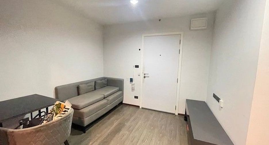 For sale 1 bed condo in Wang Thonglang, Bangkok
