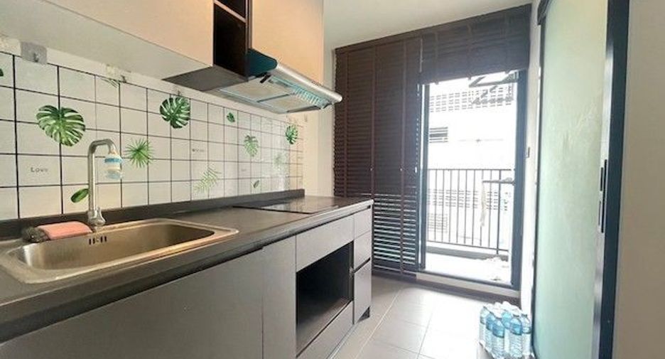 For sale 1 bed condo in Wang Thonglang, Bangkok