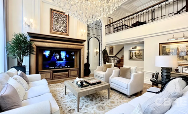 For sale 4 bedrooms house in Watthana, Bangkok