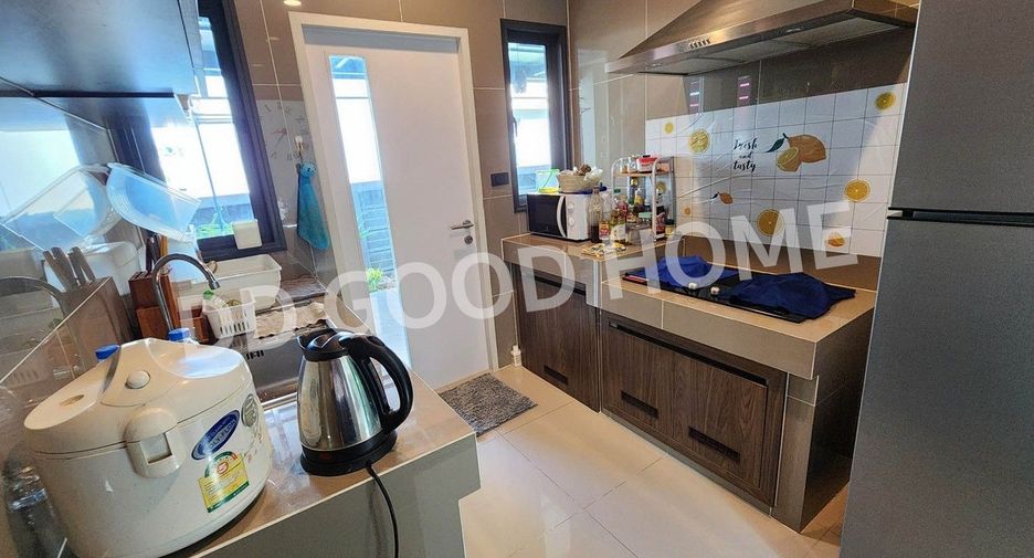 For sale 4 ベッドルーム house in Bang Khun Thian, Bangkok