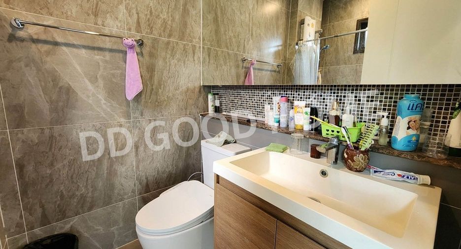 For sale 4 ベッドルーム house in Bang Khun Thian, Bangkok