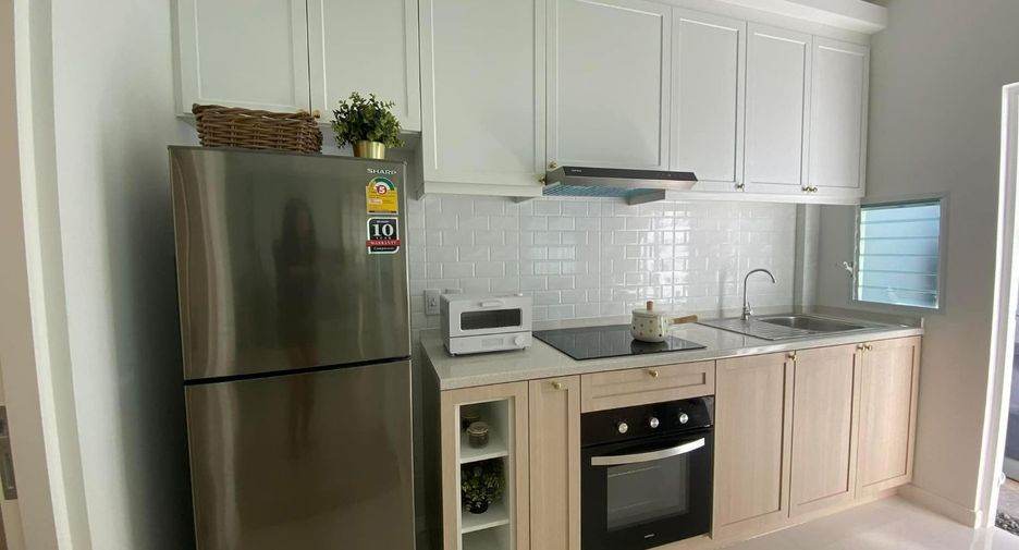 Haus zur Miete und zum Kauf mit 3 Zimmer in Prawet, Bangkok