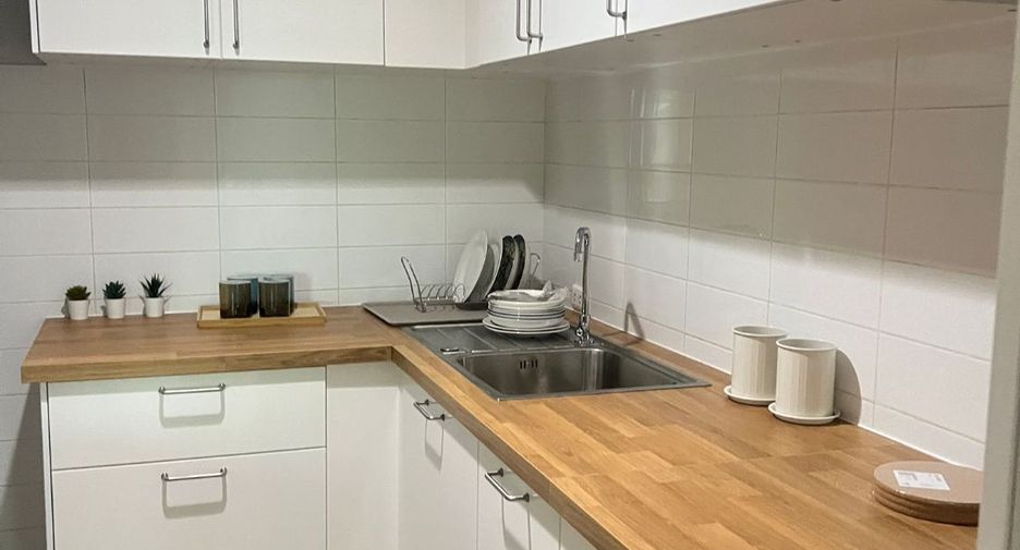 For rent and for sale 2 bed condo in Watthana, Bangkok Hipflat