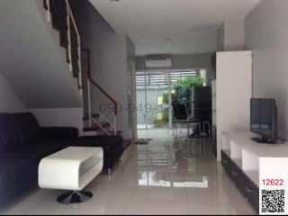 For rent 3 ベッドルーム house in Yan Nawa, Bangkok