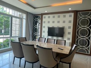 Casa en alquiler de 4 habitaciones en Bang Phli, Samut Prakan