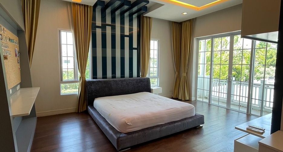 Casa en alquiler de 4 habitaciones en Bang Phli, Samut Prakan