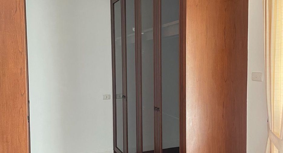 出售 4 卧室 独立屋 在 Hang Dong, Chiang Mai