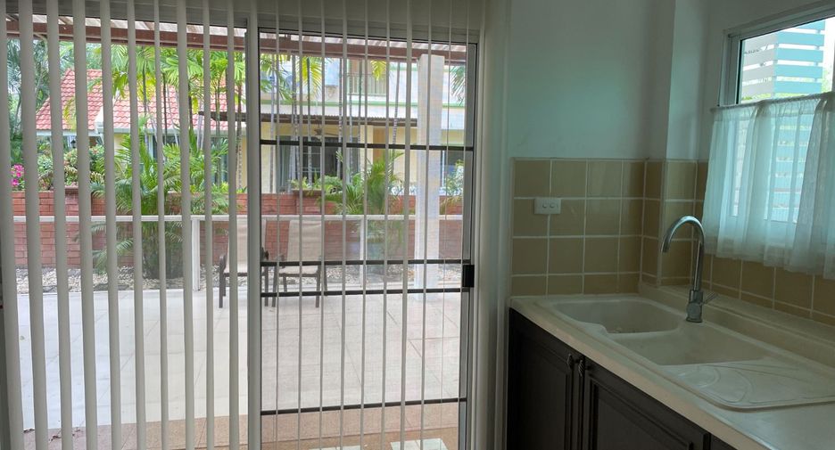 出售 4 卧室 独立屋 在 Hang Dong, Chiang Mai