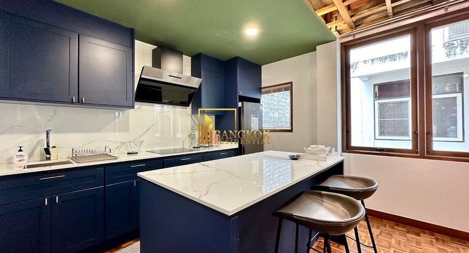 For rent 2 bedrooms apartment in Watthana, Bangkok