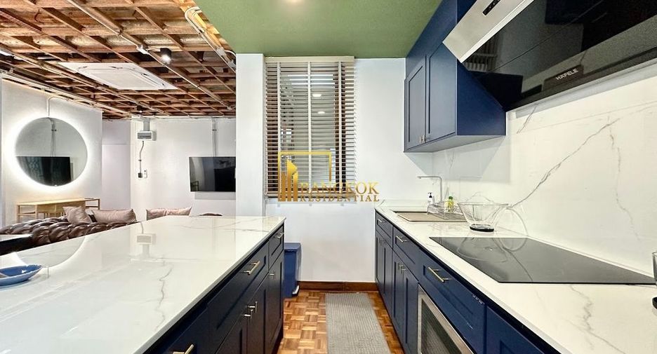 For rent 2 bedrooms apartment in Watthana, Bangkok