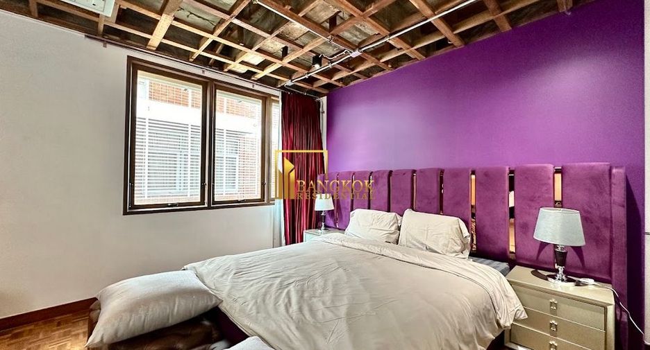 For rent 2 bedrooms apartment in Watthana, Bangkok