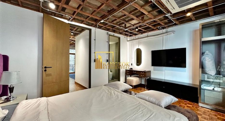 For rent 2 bedrooms apartment in Watthana, Bangkok