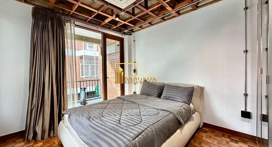 For rent 2 bedrooms apartment in Watthana, Bangkok