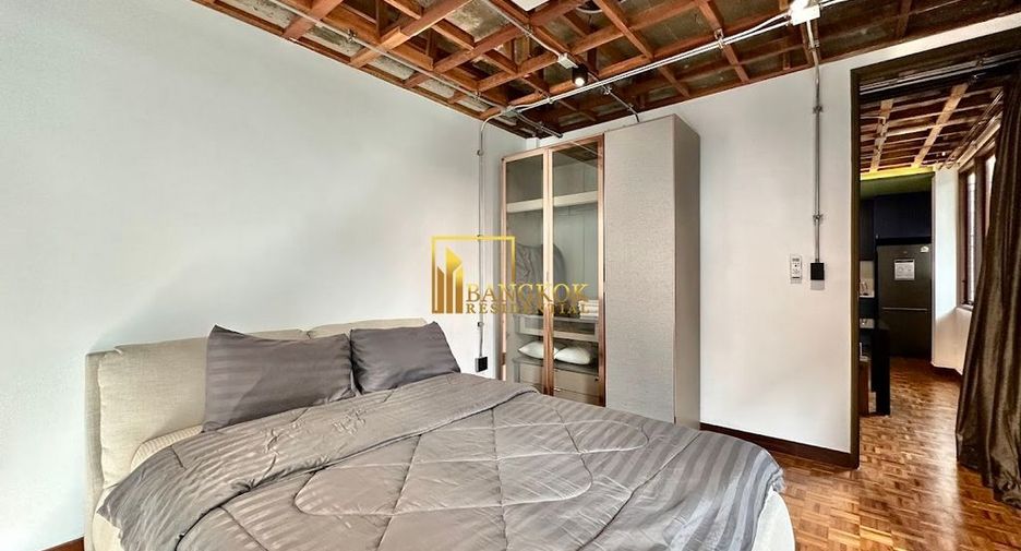 For rent 2 bedrooms apartment in Watthana, Bangkok