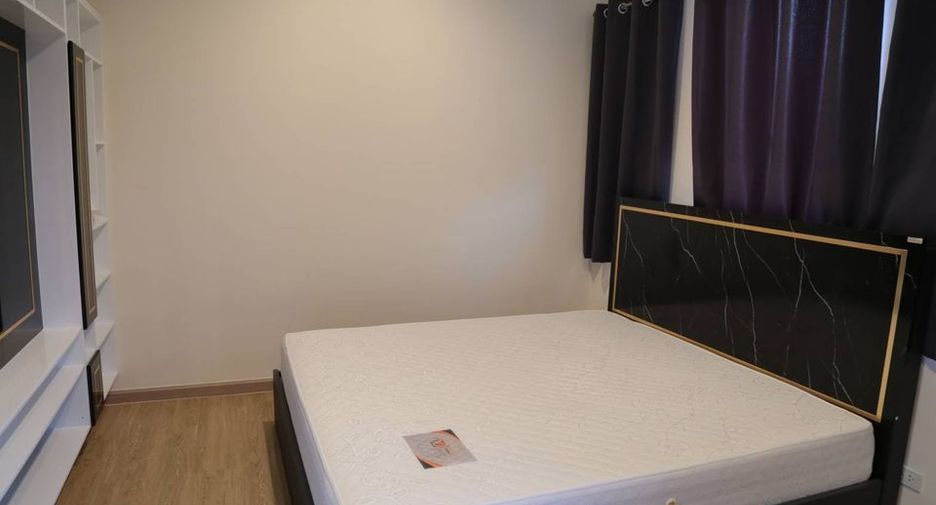 Аренда 4 спальни таунхаус в Пращет, Бангкок