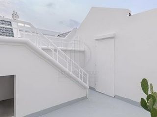 Аренда и продажа 6 спальни таунхаус в Чатучак, Бангкок