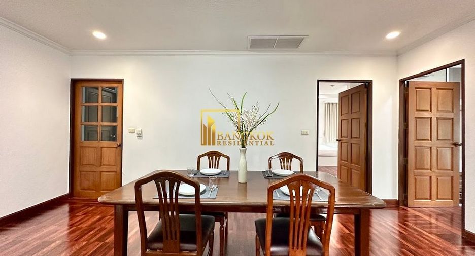 For rent 3 bedrooms apartment in Watthana, Bangkok