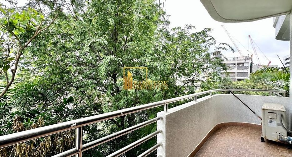 For rent 3 bedrooms apartment in Watthana, Bangkok