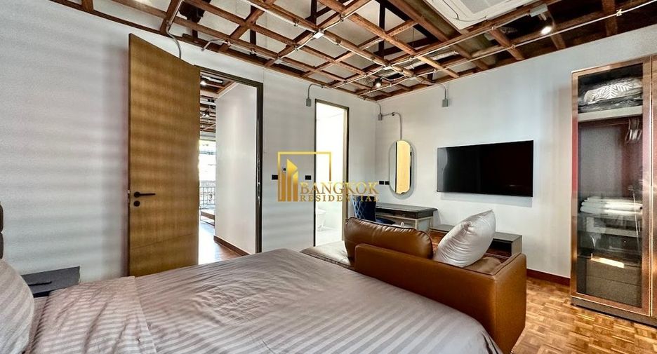 For rent 2 bedrooms apartment in Watthana, Bangkok