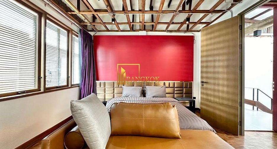 For rent 2 bedrooms apartment in Watthana, Bangkok