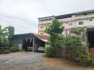 For sale 4 Beds retail Space in Sikhio, Nakhon Ratchasima