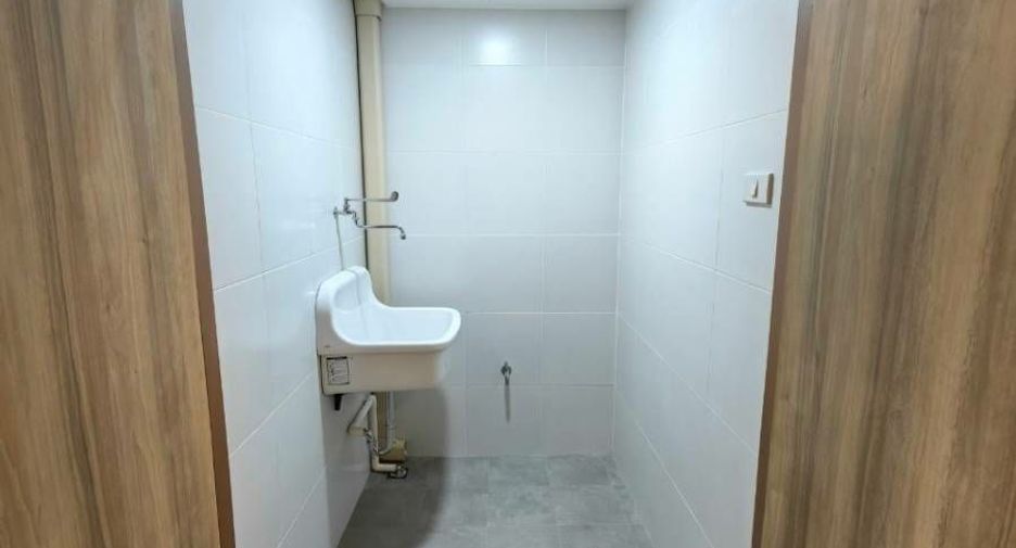 出租 和 出售 3 卧室 公寓 在 Pathum Wan, 曼谷