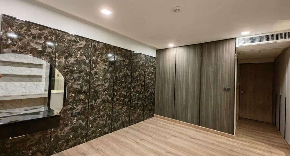 出租 和 出售 3 卧室 公寓 在 Pathum Wan, 曼谷