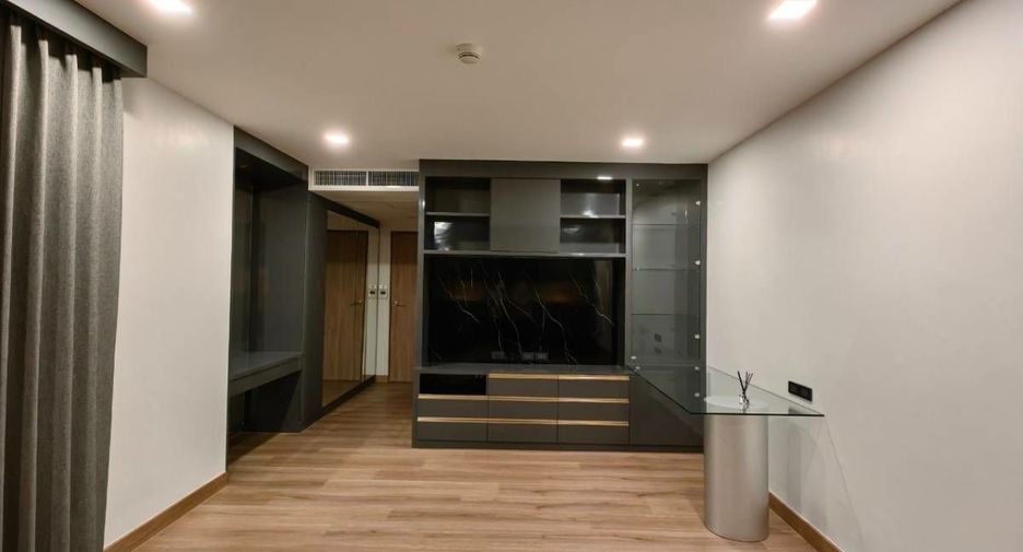 出租 和 出售 3 卧室 公寓 在 Pathum Wan, 曼谷