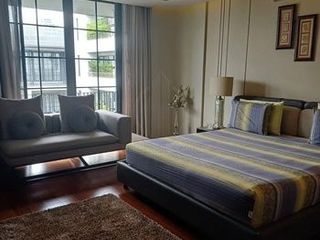 出售 5 卧室 独立屋 在 Watthana, 曼谷