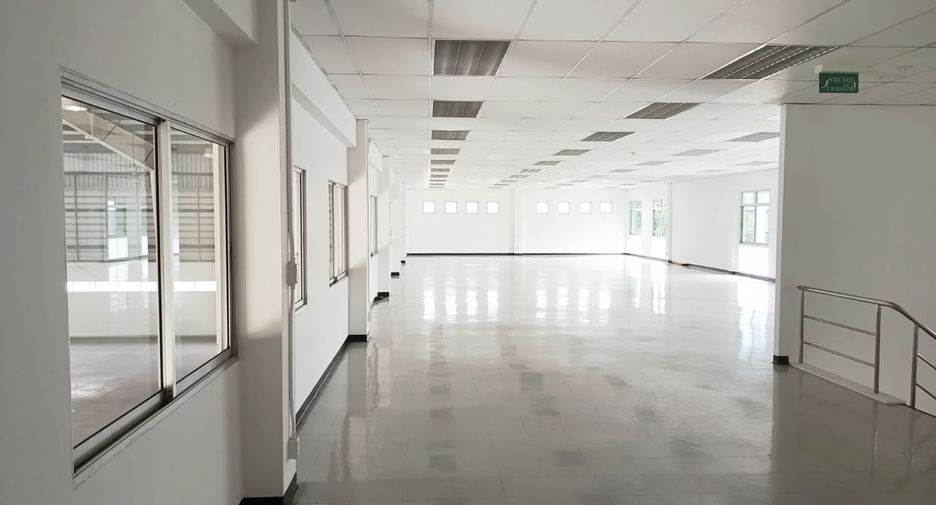 For rent warehouse in Mueang Samut Prakan, Samut Prakan