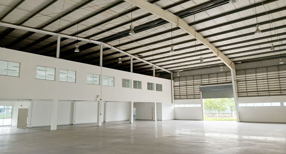 For rent warehouse in Mueang Samut Prakan, Samut Prakan