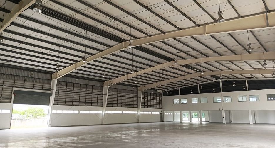 For rent warehouse in Mueang Samut Prakan, Samut Prakan