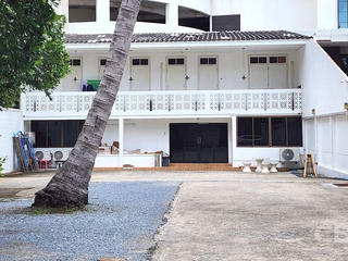For sale 3 Beds house in Sathon, Bangkok