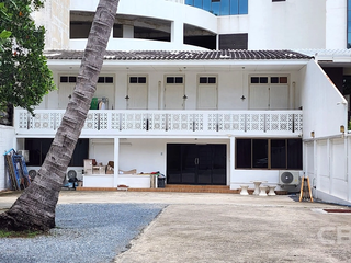 For sale 3 Beds house in Sathon, Bangkok