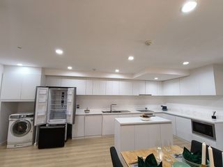 Apartment zur Miete mit 3 Zimmer in Khlong Toei, Bangkok