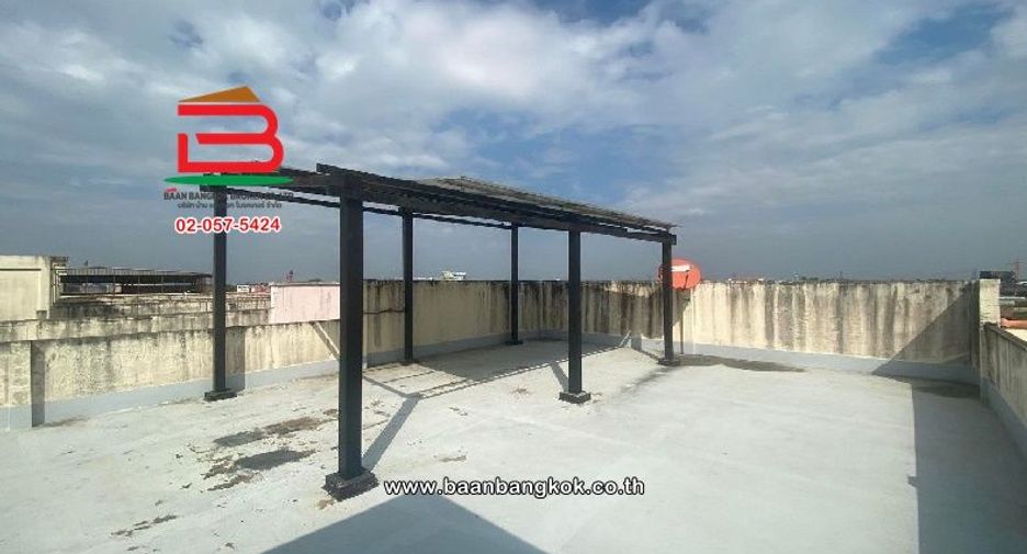 For sale 4 bedrooms retail Space in Nong Chok, Bangkok