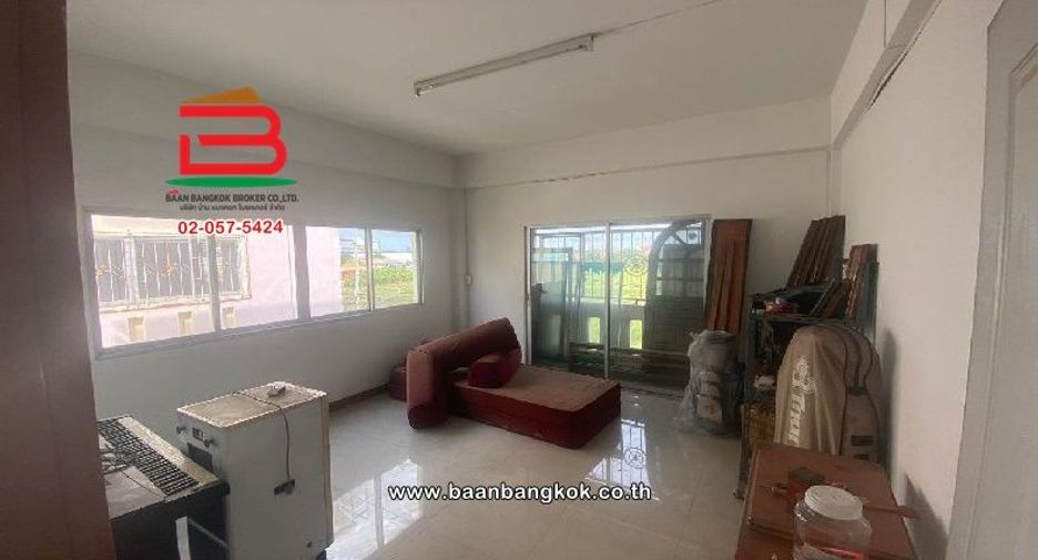 For sale 4 bedrooms retail Space in Nong Chok, Bangkok