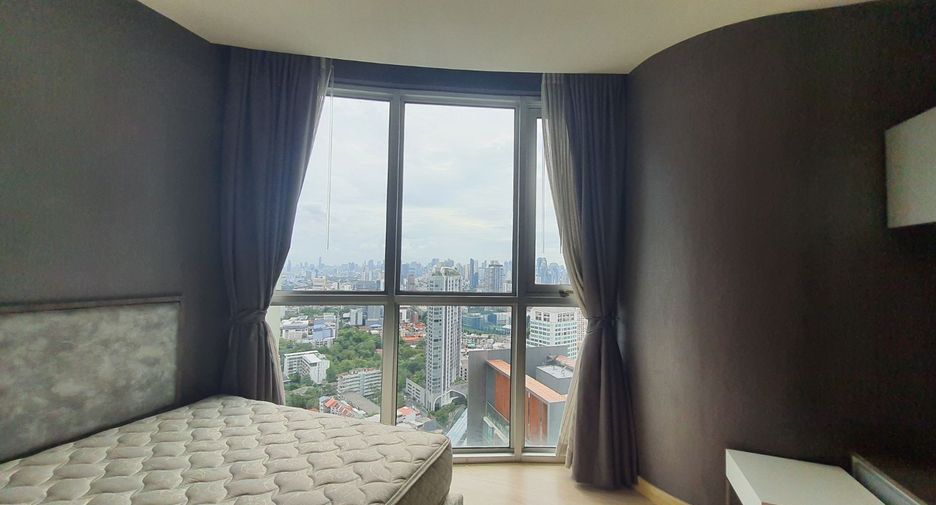 À louer et à vendre 2 chambres condo à Khlong Toei, Bangkok