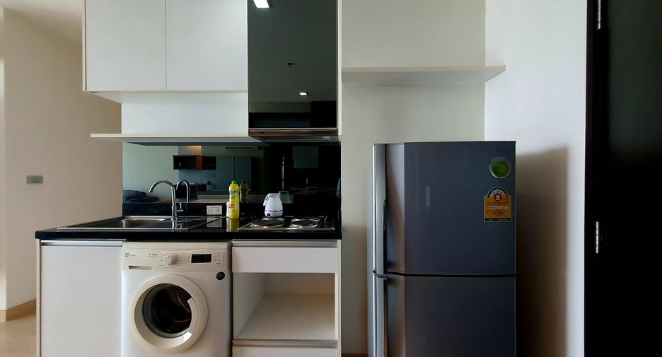 À louer et à vendre 2 chambres condo à Khlong Toei, Bangkok