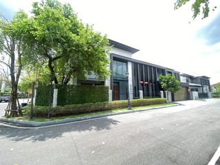 For sale 5 Beds house in Khan Na Yao, Bangkok