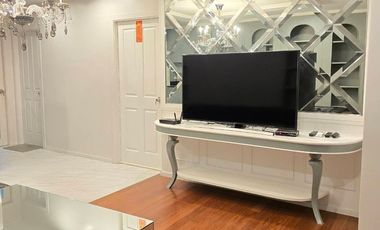 For sale 2 bedrooms condo in Huai Khwang, Bangkok