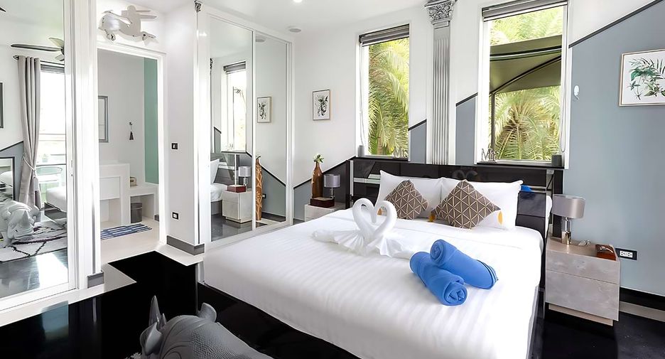 For sale 7 bed hotel in Mueang Phuket, Phuket