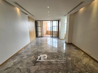 For sale 4 Beds condo in Watthana, Bangkok