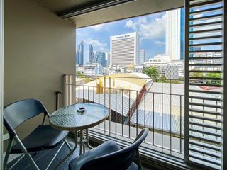 À louer 2 chambres appartement à Sathon, Bangkok