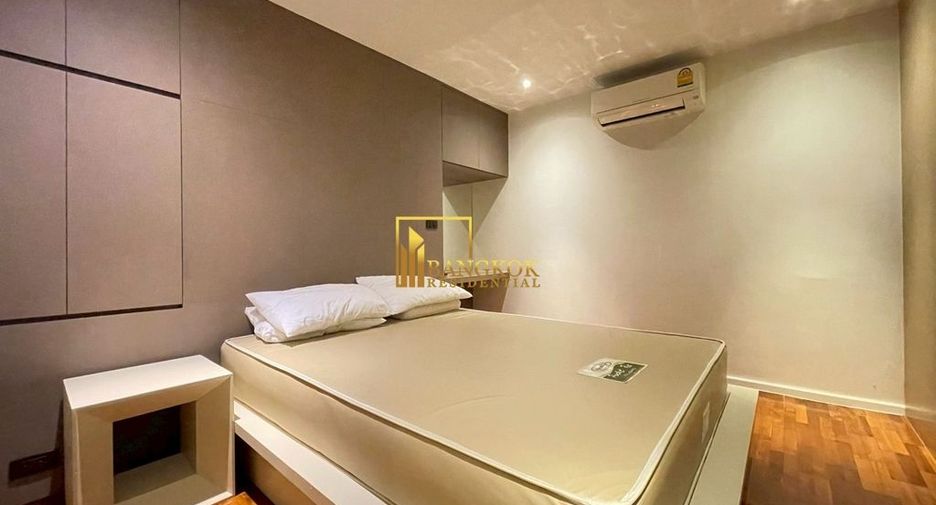 For rent 2 bedrooms apartment in Watthana, Bangkok