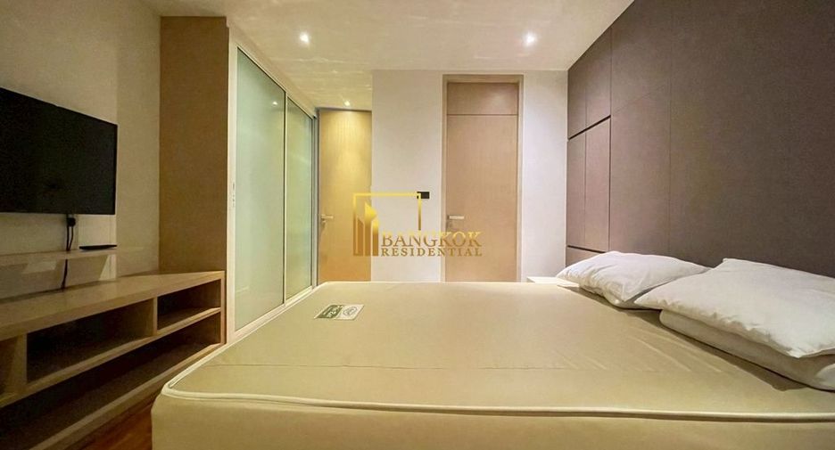 For rent 2 bedrooms apartment in Watthana, Bangkok