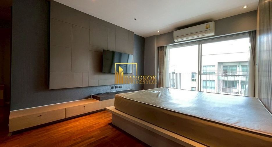 For rent 2 bedrooms apartment in Watthana, Bangkok
