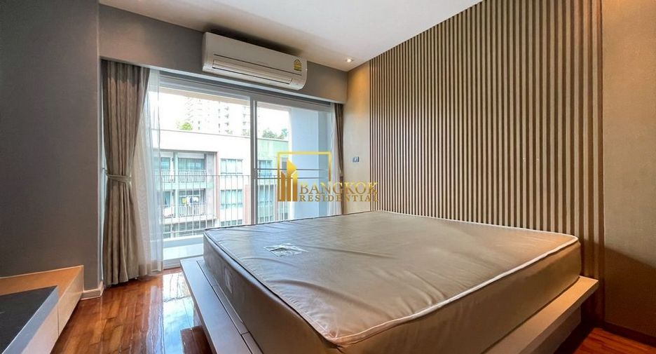 For rent 2 bedrooms apartment in Watthana, Bangkok