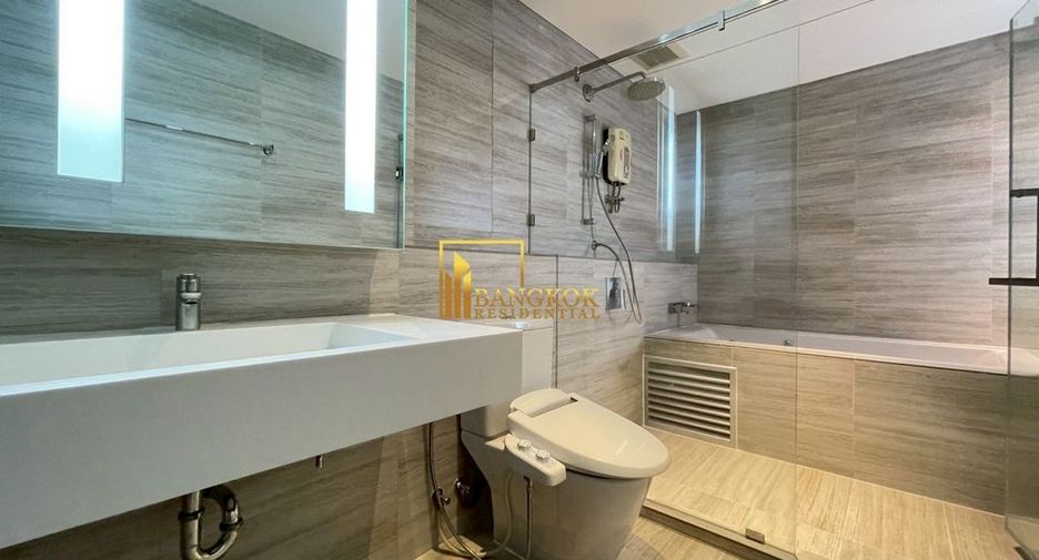 For rent 2 bedrooms apartment in Watthana, Bangkok