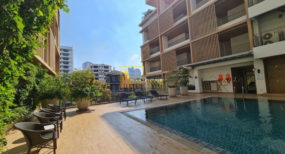 For rent 2 bedrooms apartment in Watthana, Bangkok